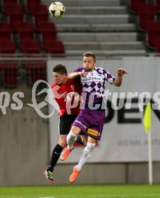 Fussball Regionalliga. SK Austria Klagenfurt gegen St. Florian. Roman Bobak,  (Klagenfurt), Philipp Fruehwirth (St. Florian). Klagenfurt, am 31.3.2017.
Foto: Kuess
---
pressefotos, pressefotografie, kuess, qs, qspictures, sport, bild, bilder, bilddatenbank