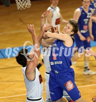 Basketball 2. Bundesliga. GD 22. Runde. Woerthersee Piraten gegen Timberwolves. Gspandl Daniel, Lukas Simoner (Piraten), Mark LAURENCIK (Timberwolves). Klagenfurt, am 1.4.2017.
Foto: Kuess
---
pressefotos, pressefotografie, kuess, qs, qspictures, sport, bild, bilder, bilddatenbank