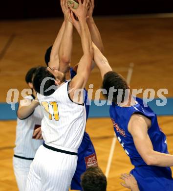 Basketball 2. Bundesliga. GD 22. Runde. Woerthersee Piraten gegen Timberwolves.  Andreas Nuck	(Piraten), Nemanja NIKOLIC, David RADOS (Timberwolves). Klagenfurt, am 1.4.2017.
Foto: Kuess
---
pressefotos, pressefotografie, kuess, qs, qspictures, sport, bild, bilder, bilddatenbank