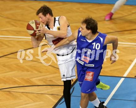 Basketball 2. Bundesliga. GD 22. Runde. Woerthersee Piraten gegen Timberwolves. Alexander Della Schiava (Piraten), Melih SENYURT (Timberwolves). Klagenfurt, am 1.4.2017.
Foto: Kuess
---
pressefotos, pressefotografie, kuess, qs, qspictures, sport, bild, bilder, bilddatenbank