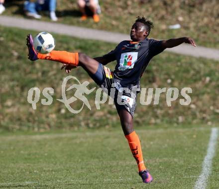 Fussball Kaerntner Liga. Maria Saal  gegen WAC Amateure. Zakaria Sanogo (WAC). Klagenfurt, am 1.4.2017.
Foto: Kuess
---
pressefotos, pressefotografie, kuess, qs, qspictures, sport, bild, bilder, bilddatenbank