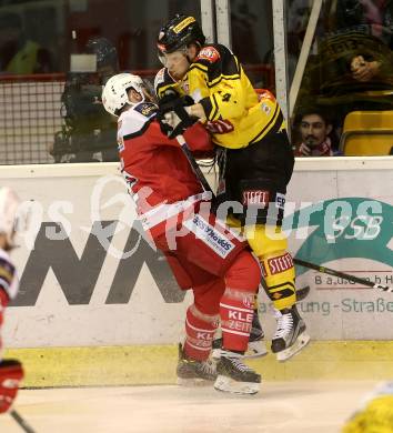 EBEL. Eishockey Bundesliga. KAC gegen 	UPC Vienna Capitals. Christoph Duller  (KAC),   Patrick Peter  (Vienna Capitals). Klagenfurt, am 2.4.2017.
Foto: Kuess

---
pressefotos, pressefotografie, kuess, qs, qspictures, sport, bild, bilder, bilddatenbank
