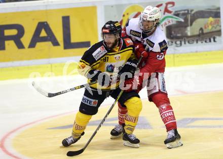 EBEL. Eishockey Bundesliga. KAC gegen 	UPC Vienna Capitals. Thomas Hundertpfund (KAC),   Taylor Vause  (Vienna Capitals). Klagenfurt, am 2.4.2017.
Foto: Kuess

---
pressefotos, pressefotografie, kuess, qs, qspictures, sport, bild, bilder, bilddatenbank