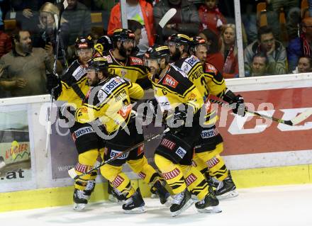 EBEL. Eishockey Bundesliga. KAC gegen 	UPC Vienna Capitals. Torjubel Vienna Capitals). Klagenfurt, am 2.4.2017.
Foto: Kuess

---
pressefotos, pressefotografie, kuess, qs, qspictures, sport, bild, bilder, bilddatenbank