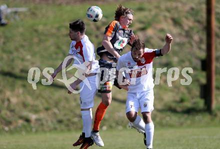 Fussball Kaerntner Liga. Maria Saal  gegen WAC Amateure. Andreas Schawarz, Roland Krenn (Maria Saal), Marcel Holzer (WAC). Klagenfurt, am 1.4.2017.
Foto: Kuess
---
pressefotos, pressefotografie, kuess, qs, qspictures, sport, bild, bilder, bilddatenbank