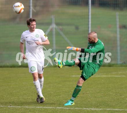 Fussball. Unterliga West. Ludmannsdorf gegen Rosegg. Josef Reichmann,  Martin Gaisecker (Rosegg). Ludmannsdorf, 2. 4. 2017.
Fotos: Kuess
---
pressefotos, pressefotografie, kuess, qs, qspictures, sport, bild, bilder, bilddatenbank