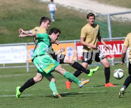 Fussball. Kaerntner Liga. Koettmannsdorf gegen Lendorf. Stephan Borovnik (Koettmannsdorf), Christian Kautz (Lendorf). Koettmannsdorf, 9.4.2017.
Foto: Kuess
---
pressefotos, pressefotografie, kuess, qs, qspictures, sport, bild, bilder, bilddatenbank