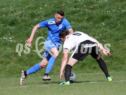 Fussball. Kaerntner Liga. Eberstein gegen ASV. Elias Nicolas Hant (Eberstein),  Niko Maric (ASV). Eberstein, 8.4.2017.
Foto: Kuess
---
pressefotos, pressefotografie, kuess, qs, qspictures, sport, bild, bilder, bilddatenbank