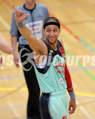 Basketball 2. Bundesliga. Play off. Viertelfinale. VF1. Raiders Villach gegen Dornbirn Lions. Jubel Marko Kolaric (Villach). Villach, am 9.4.2017.
Foto: Kuess
---
pressefotos, pressefotografie, kuess, qs, qspictures, sport, bild, bilder, bilddatenbank