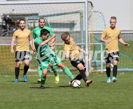 Fussball. Kaerntner Liga. Koettmannsdorf gegen Lendorf. Martin Trattnig (Koettmannsdorf), Marco Moser (Lendorf). Koettmannsdorf, 9.4.2017.
Foto: Kuess
---
pressefotos, pressefotografie, kuess, qs, qspictures, sport, bild, bilder, bilddatenbank