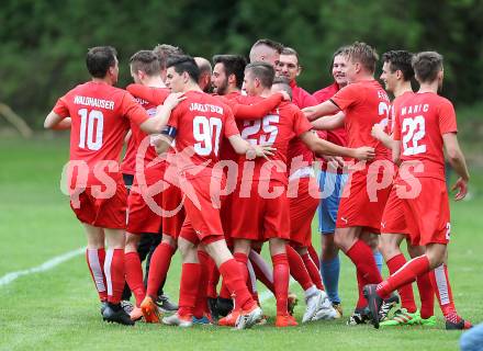 Fussball Kaerntner Liga. ATUS Ferlach gegen WAC Amateure. Torjubel(Ferlach). Ferlach, am 13.4.2017.
Foto: Kuess
---
pressefotos, pressefotografie, kuess, qs, qspictures, sport, bild, bilder, bilddatenbank