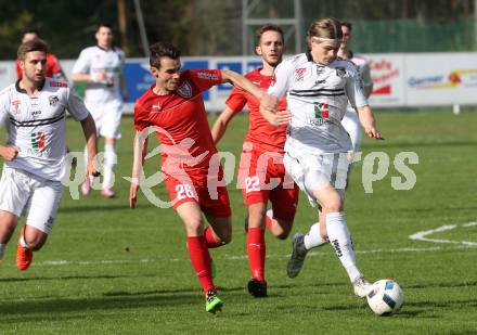 Fussball Kaerntner Liga. ATUS Ferlach gegen WAC Amateure. Martin Sustersic,  (Ferlach), Marcel Holzer (WAC). Ferlach, am 13.4.2017.
Foto: Kuess
---
pressefotos, pressefotografie, kuess, qs, qspictures, sport, bild, bilder, bilddatenbank