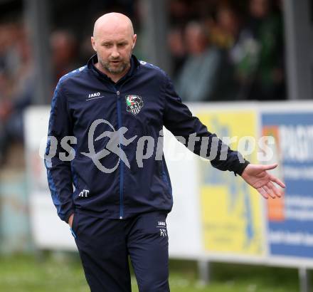 Fussball Kaerntner Liga. ATUS Ferlach gegen WAC Amateure.  Trainer Harald Tatschl (WAC). Ferlach, am 13.4.2017.
Foto: Kuess
---
pressefotos, pressefotografie, kuess, qs, qspictures, sport, bild, bilder, bilddatenbank