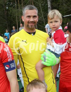 Fussball Kaerntner Liga. ATUS Ferlach gegen WAC Amateure. Christian Kleibner . Ferlach, am 13.4.2017.
Foto: Kuess
---
pressefotos, pressefotografie, kuess, qs, qspictures, sport, bild, bilder, bilddatenbank