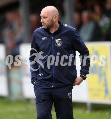 Fussball Kaerntner Liga. ATUS Ferlach gegen WAC Amateure.  Trainer Harald Tatschl (WAC). Ferlach, am 13.4.2017.
Foto: Kuess
---
pressefotos, pressefotografie, kuess, qs, qspictures, sport, bild, bilder, bilddatenbank