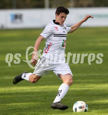 Fussball Kaerntner Liga. ATUS Ferlach gegen WAC Amateure.  Alexander Ranacher (WAC). Ferlach, am 13.4.2017.
Foto: Kuess
---
pressefotos, pressefotografie, kuess, qs, qspictures, sport, bild, bilder, bilddatenbank