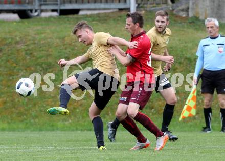 Fussball Kaerntner Liga. Lind gegen Koettmannsdorf. Joachim Lanzinger,  (Lind), Michael Jakopitsch (Koettmannsdorf). Lind, am 15.4.2017.
Foto: Kuess
---
pressefotos, pressefotografie, kuess, qs, qspictures, sport, bild, bilder, bilddatenbank
