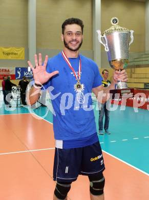 AVL. DenizBank AG Volley League Men. 5. Finalspiel. SK Posojilnica Aich/Dob gegen Hypo Tirol VT.  Meisterjubel Pedro H. Frances  (Tirol). Bleiburg, am 23.4.2017.
Foto: Kuess
---
pressefotos, pressefotografie, kuess, qs, qspictures, sport, bild, bilder, bilddatenbank