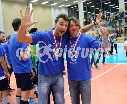 AVL. DenizBank AG Volley League Men. 5. Finalspiel. SK Posojilnica Aich/Dob gegen Hypo Tirol VT.  Meisterjubel Trainer Daniel Gavan, Hannes Kronthaler  (Tirol). Bleiburg, am 23.4.2017.
Foto: Kuess
---
pressefotos, pressefotografie, kuess, qs, qspictures, sport, bild, bilder, bilddatenbank