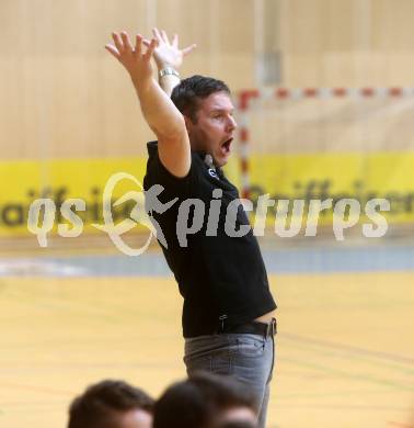 Handball. HLA. Playoff. Viertelfinale. SC Ferlach gegen Alpla HC Hard. Trainer Petr Hrachovec (Hard). Ferlach, am 23.4.2017.
Foto: Kuess
---
pressefotos, pressefotografie, kuess, qs, qspictures, sport, bild, bilder, bilddatenbank