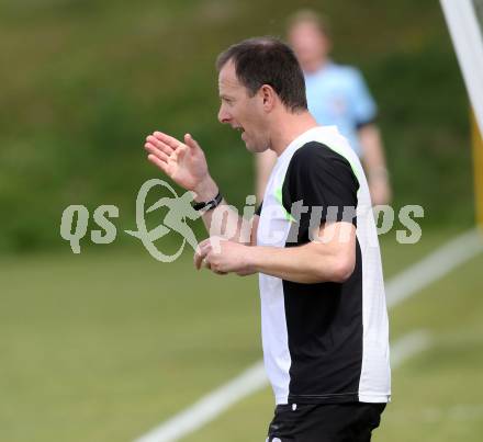 Fussball Kaerntner Liga. Koettmannsdorf gegen Voelkermarkt. Trainer Kurt Stuck (Voelkermarkt). Koettmannsdorf, am 23.4.2017.
Foto: Kuess
---
pressefotos, pressefotografie, kuess, qs, qspictures, sport, bild, bilder, bilddatenbank