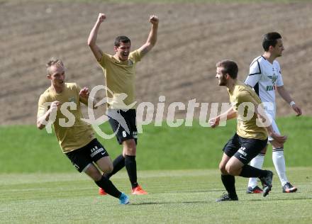 Fussball Kaerntner Liga. Koettmannsdorf gegen Voelkermarkt. Torjubel Aner Mandzic, Christoph Pibal, Fabian Janschitz (Koettmannsdorf). Koettmannsdorf, am 23.4.2017.
Foto: Kuess
---
pressefotos, pressefotografie, kuess, qs, qspictures, sport, bild, bilder, bilddatenbank