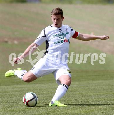 Fussball Kaerntner Liga. Koettmannsdorf gegen Voelkermarkt. Philipp Grilz (Voelkermarkt). Koettmannsdorf, am 23.4.2017.
Foto: Kuess
---
pressefotos, pressefotografie, kuess, qs, qspictures, sport, bild, bilder, bilddatenbank