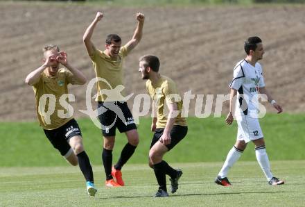 Fussball Kaerntner Liga. Koettmannsdorf gegen Voelkermarkt. Torjubel Aner Mandzic, Christoph Pibal, Fabian Janschitz (Koettmannsdorf). Koettmannsdorf, am 23.4.2017.
Foto: Kuess
---
pressefotos, pressefotografie, kuess, qs, qspictures, sport, bild, bilder, bilddatenbank