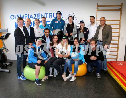 Olympiazentrum Kaernten. Pressefruehstueck. Arno Arthofer, Walter reichel, Christopher Hoeher, Nico Pajantschitsch, Markus Salcher, Jemima Juritz, Carmen Thalmann, Harald Hudetz, Raimund Berger, Alexander Payer, Kevin Haselsberger, Daniela Ulbing, Sabine Schoeffmann, Nadine Fest, Thomas Brandauer. Klagenfurt, am 25.4.2017.
Foto: Kuess
---
pressefotos, pressefotografie, kuess, qs, qspictures, sport, bild, bilder, bilddatenbank