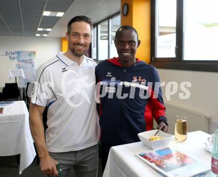 Olympiazentrum Kaernten. Pressefruehstueck. Harald Hudetz, Edwin Kemboi. Klagenfurt, am 25.4.2017.
Foto: Kuess
---
pressefotos, pressefotografie, kuess, qs, qspictures, sport, bild, bilder, bilddatenbank