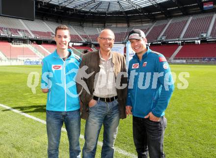 Olympiazentrum Kaernten. Pressefruehstueck. Nico Pajantschitsch, Raimund Berger, Markus Salcher. Klagenfurt, am 25.4.2017.
Foto: Kuess
---
pressefotos, pressefotografie, kuess, qs, qspictures, sport, bild, bilder, bilddatenbank