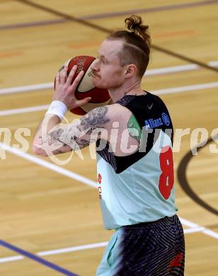 Basketball 2. Bundesliga. Playoff  SF2.  Villach Raiders gegen Mistelbach Mustangs. Nino Gross (Villach). Villach, am 29.4.2017.
Foto: Kuess
---
pressefotos, pressefotografie, kuess, qs, qspictures, sport, bild, bilder, bilddatenbank