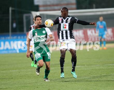 Fussball Bundesliga. RZ Pellets WAC gegen  SV Mattersburg. Dever Orgill,  (WAC), Alejandro Velasco Farinas (Mattersburg). Wolfsberg, am 29.4.2017.
Foto: Kuess

---
pressefotos, pressefotografie, kuess, qs, qspictures, sport, bild, bilder, bilddatenbank