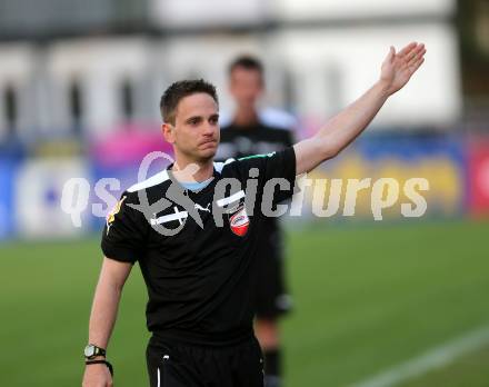 Fussball. Kaerntner Liga. WAC Amateure gegen Lendorf. Schiedsrichter Marco Schlacher.  Wolfsberg, 5.5.2017.
Foto: Kuess
---
pressefotos, pressefotografie, kuess, qs, qspictures, sport, bild, bilder, bilddatenbank