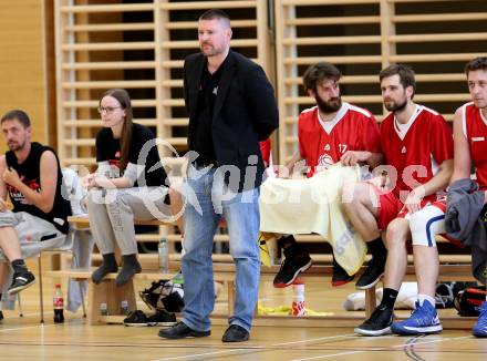 Basketball 2. Bundesliga. Playoff.  Villach Raiders gegen St. Poelten Dragons.   Trainer Armin Goettlicher (St. Poelten). Villach, am 21.5.2017.
Foto: Kuess
---
pressefotos, pressefotografie, kuess, qs, qspictures, sport, bild, bilder, bilddatenbank