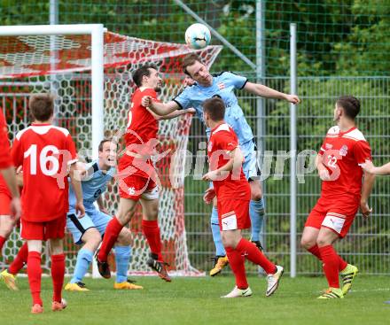 Fussball. Unterliga Ost. KAC 1909 gegen Sirnitz. Manuel Wallner (KAC),  Michael Golznig (Sirnitz). Klagenfurt, 6.5.2017.
Foto: Kuess
---
pressefotos, pressefotografie, kuess, qs, qspictures, sport, bild, bilder, bilddatenbank