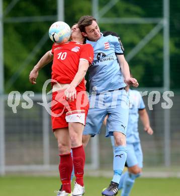 Fussball. Unterliga Ost. KAC 1909 gegen Sirnitz. 	Robert Matic (KAC),  Gregor Gwenger  (Sirnitz). Klagenfurt, 6.5.2017.
Foto: Kuess
---
pressefotos, pressefotografie, kuess, qs, qspictures, sport, bild, bilder, bilddatenbank