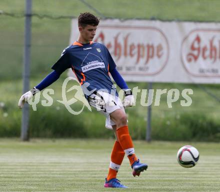 Fussball Kaerntner Liga. Koettmannsdorf gegen Spittal. Viktor Colic (Koettmannsdorf). Koettmannsdorf, am 24.5.2017.
Foto: Kuess
---
pressefotos, pressefotografie, kuess, qs, qspictures, sport, bild, bilder, bilddatenbank
