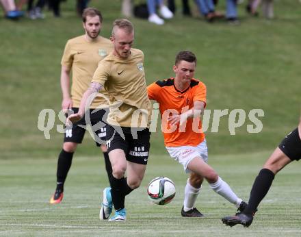 Fussball Kaerntner Liga. Koettmannsdorf gegen Spittal. Aner Mandzic,  (Koettmannsdorf), Thomas Zraunig (Spittal). Koettmannsdorf, am 24.5.2017.
Foto: Kuess
---
pressefotos, pressefotografie, kuess, qs, qspictures, sport, bild, bilder, bilddatenbank