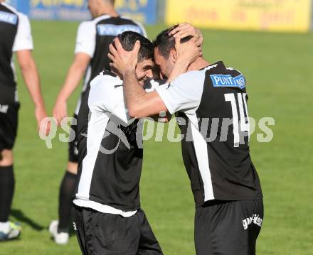 Fussball. Kaerntner Liga. Bleiburg gegen Spittal.  Torjubel Christopher Knauder, Lovro Plimon  (Bleiburg). Bleiburg, 13.5.2017.
Foto: Kuess
---
pressefotos, pressefotografie, kuess, qs, qspictures, sport, bild, bilder, bilddatenbank