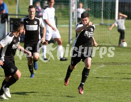 Fussball. Kaerntner Liga. Bleiburg gegen Spittal.  Torjubel Christopher Knauder  (Bleiburg). Bleiburg, 13.5.2017.
Foto: Kuess
---
pressefotos, pressefotografie, kuess, qs, qspictures, sport, bild, bilder, bilddatenbank