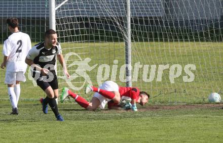 Fussball. Kaerntner Liga. Bleiburg gegen Spittal.  Torjubel Adnan Besic (Bleiburg). Bleiburg, 13.5.2017.
Foto: Kuess
---
pressefotos, pressefotografie, kuess, qs, qspictures, sport, bild, bilder, bilddatenbank