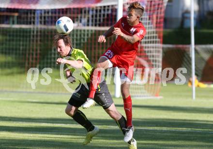 Fussball Kaerntner Liga. ATUS Ferlach gegen Lind.  Daniel Jobst,  (Ferlach),  David Obweger (Lind). Ferlach, am 27.5.2017.
Foto: Kuess
---
pressefotos, pressefotografie, kuess, qs, qspictures, sport, bild, bilder, bilddatenbank