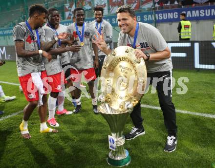 Fussball OEFB Samsung Cupfinale. SK Rapid Wien gegen FC Red Bull Salzburg. Trainer Oscar Garcia Junyent (Salzburg). Klagenfurt Woertherseestadion, am 1.6.2017.
Foto: Kuess

---
pressefotos, pressefotografie, kuess, qs, qspictures, sport, bild, bilder, bilddatenbank