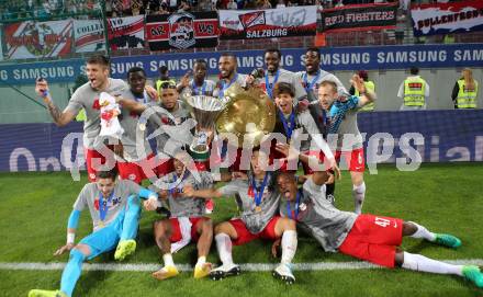 Fussball OEFB Samsung Cupfinale. SK Rapid Wien gegen FC Red Bull Salzburg. Jubel Salzburg. Klagenfurt Woertherseestadion, am 1.6.2017.
Foto: Kuess

---
pressefotos, pressefotografie, kuess, qs, qspictures, sport, bild, bilder, bilddatenbank