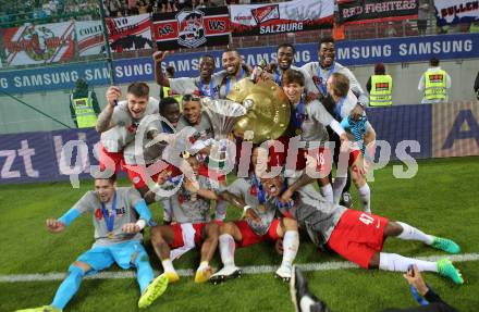 Fussball OEFB Samsung Cupfinale. SK Rapid Wien gegen FC Red Bull Salzburg. Jubel Salzburg. Klagenfurt Woertherseestadion, am 1.6.2017.
Foto: Kuess

---
pressefotos, pressefotografie, kuess, qs, qspictures, sport, bild, bilder, bilddatenbank