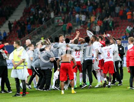 Fussball OEFB Samsung Cupfinale. SK Rapid Wien gegen FC Red Bull Salzburg. Jubel Salzburg. Klagenfurt Woertherseestadion, am 1.6.2017.
Foto: Kuess

---
pressefotos, pressefotografie, kuess, qs, qspictures, sport, bild, bilder, bilddatenbank