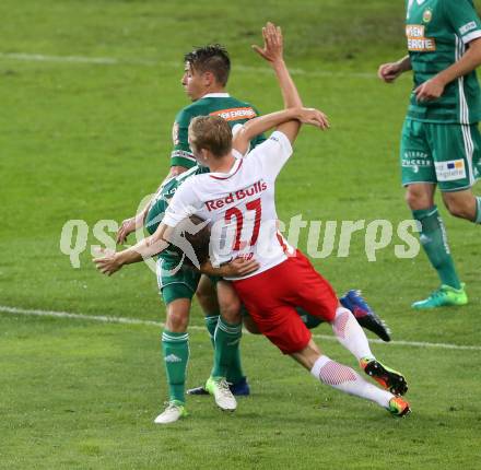 Fussball OEFB Samsung Cupfinale. SK Rapid Wien gegen FC Red Bull Salzburg. Stephan Auer, (Wien), Konrad Laimer  (Salzburg). Klagenfurt Woertherseestadion, am 1.6.2017.
Foto: Kuess

---
pressefotos, pressefotografie, kuess, qs, qspictures, sport, bild, bilder, bilddatenbank