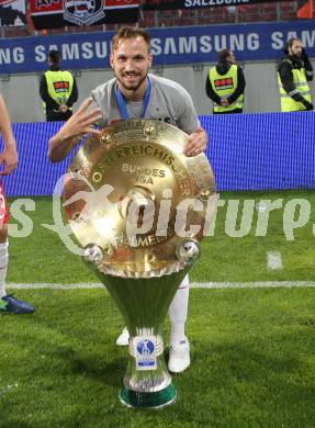 Fussball OEFB Samsung Cupfinale. SK Rapid Wien gegen FC Red Bull Salzburg. Jubel Andreas Ulmer (Salzburg). Klagenfurt Woertherseestadion, am 1.6.2017.
Foto: Kuess

---
pressefotos, pressefotografie, kuess, qs, qspictures, sport, bild, bilder, bilddatenbank