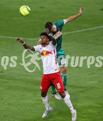 Fussball OEFB Samsung Cupfinale. SK Rapid Wien gegen FC Red Bull Salzburg. Thomas Schrammel, (Wien), Valentino Lazaro  (Salzburg). Klagenfurt Woertherseestadion, am 1.6.2017.
Foto: Kuess

---
pressefotos, pressefotografie, kuess, qs, qspictures, sport, bild, bilder, bilddatenbank